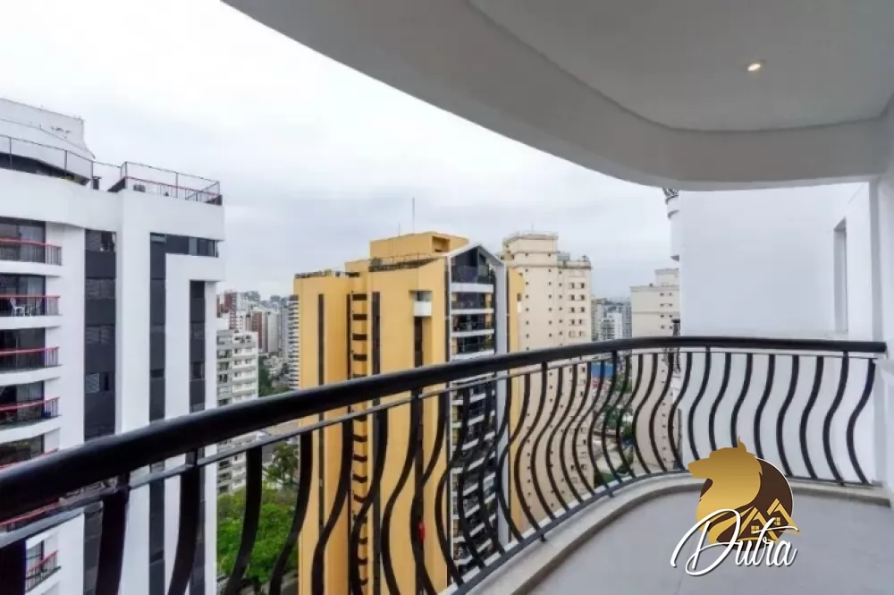 Condomínio Príncipe de Navarra Indianópolis 212m² 03 Dormitórios 03 Suítes 3 Vagas