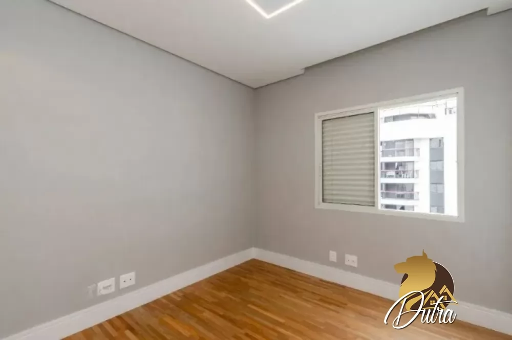 Condomínio Príncipe de Navarra Indianópolis 212m² 03 Dormitórios 03 Suítes 3 Vagas