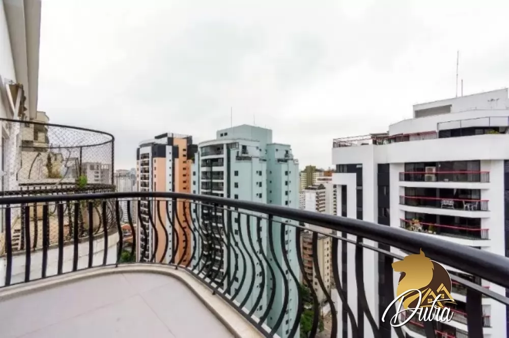 Condomínio Príncipe de Navarra Indianópolis 212m² 03 Dormitórios 03 Suítes 3 Vagas