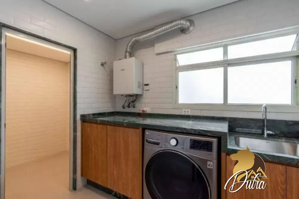 Condomínio Príncipe de Navarra Indianópolis 212m² 03 Dormitórios 03 Suítes 3 Vagas