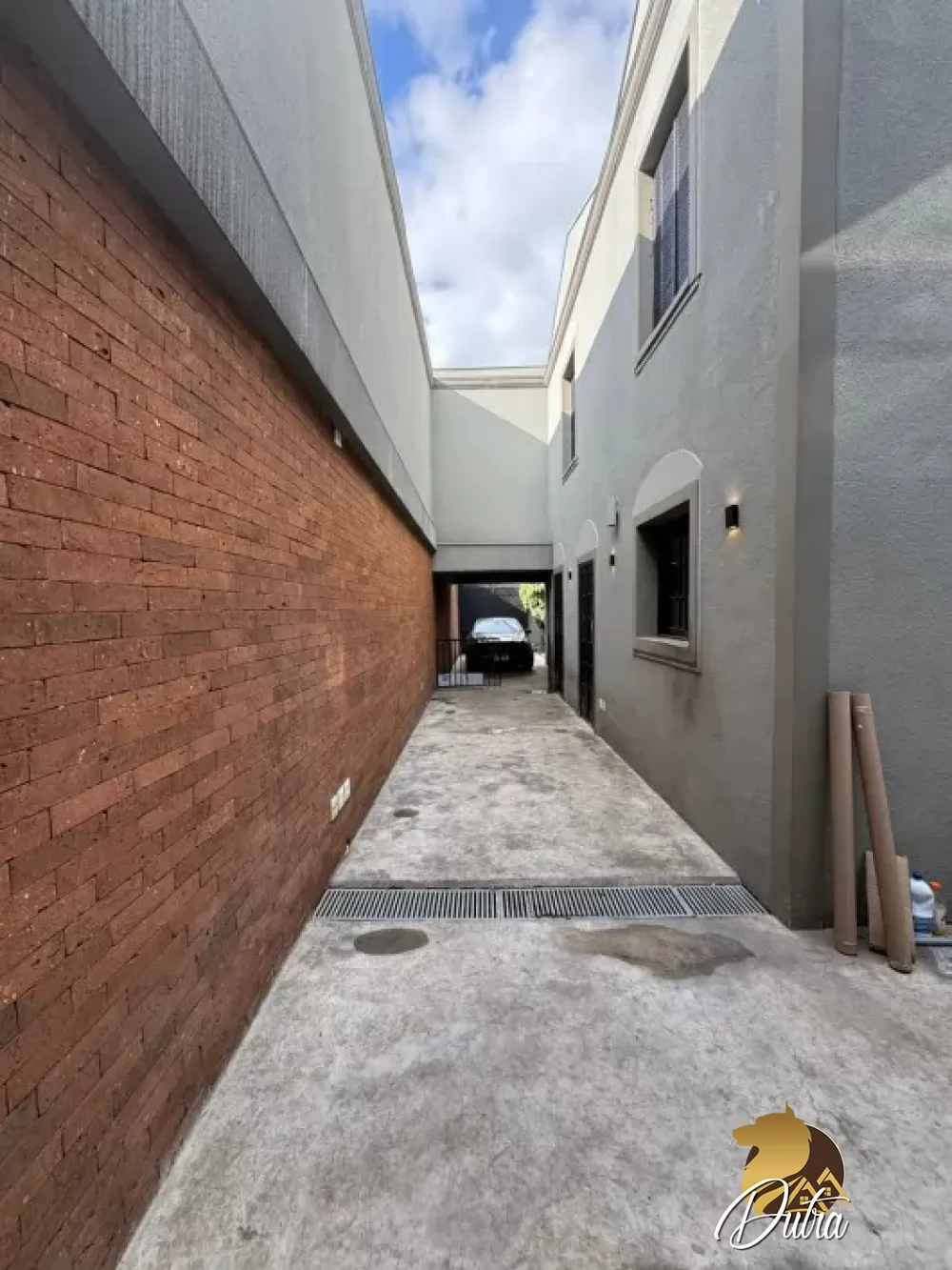 Padrão Jardim Europa 240m² 04 Dormitórios 02 Suítes 3 Vagas