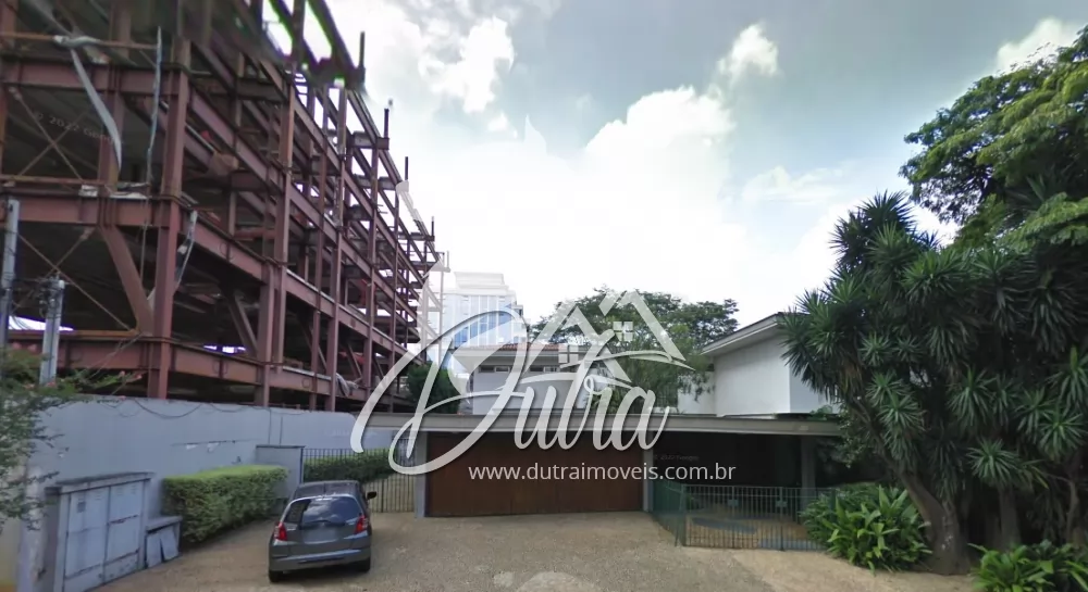 Padrão Jardim Europa 1200m² 04 Dormitórios 01 Suítes 15 Vagas