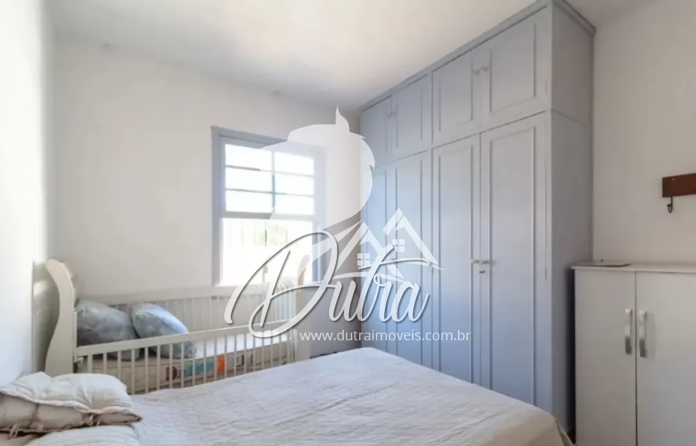 Sobrado Indianópolis 143m² 03 Dormitórios 2 Vagas