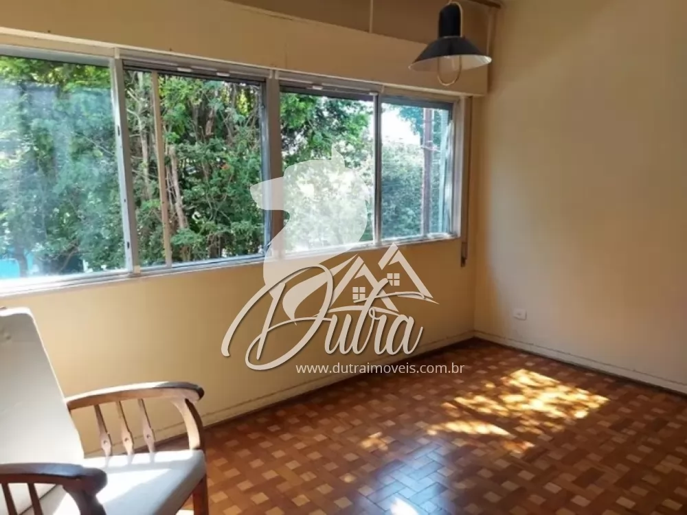 Sobrado Indianópolis 196m² 03 Dormitórios 01 Suítes 3 Vagas