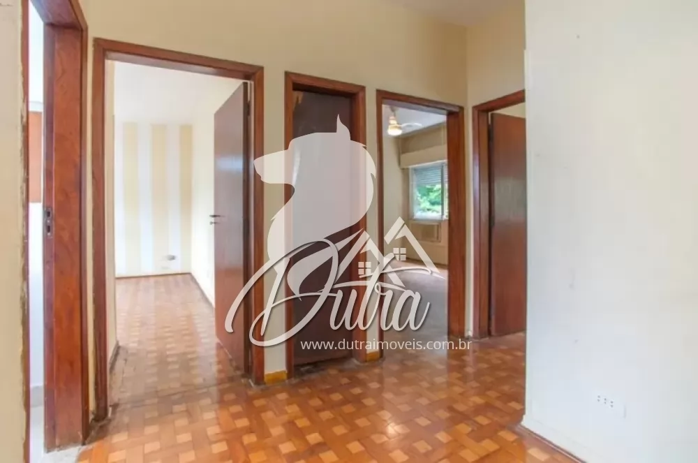 Sobrado Indianópolis 196m² 03 Dormitórios 01 Suítes 3 Vagas