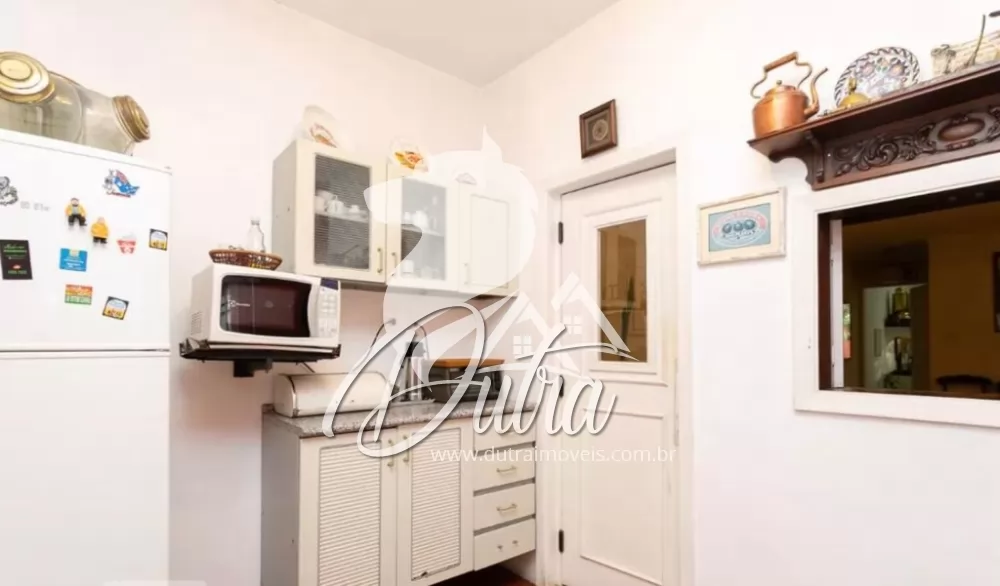 Padrão Jardim Paulistano 154m² 04 Dormitórios 2 Vagas