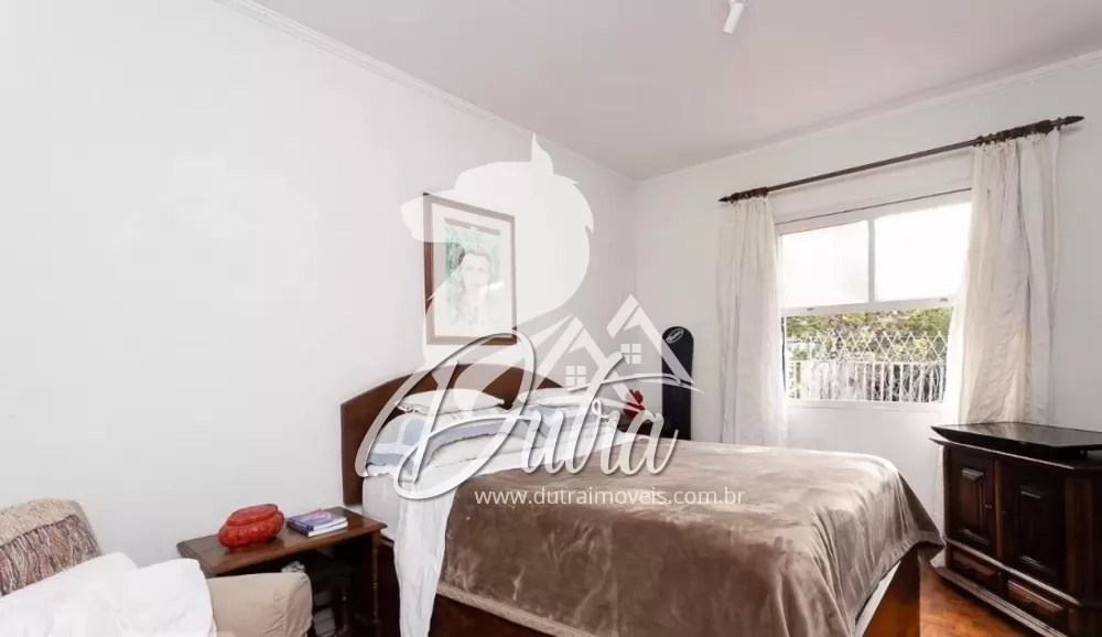 Padrão Jardim Paulistano 154m² 04 Dormitórios 2 Vagas