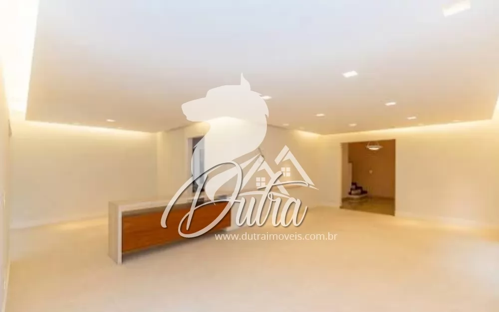 Casa de Condomínio Santo Amaro 300m² 04 Dormitórios 02 Suítes 4 Vagas