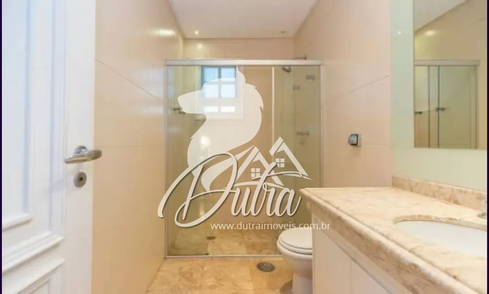 Casa de Condomínio Santo Amaro 300m² 04 Dormitórios 02 Suítes 4 Vagas