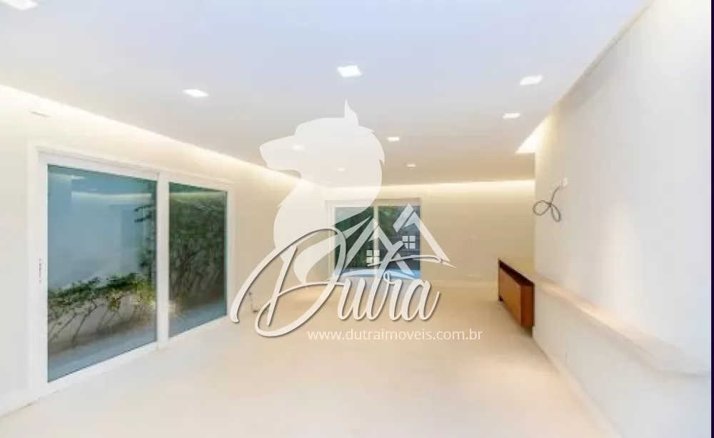 Casa de Condomínio Santo Amaro 300m² 04 Dormitórios 02 Suítes 4 Vagas