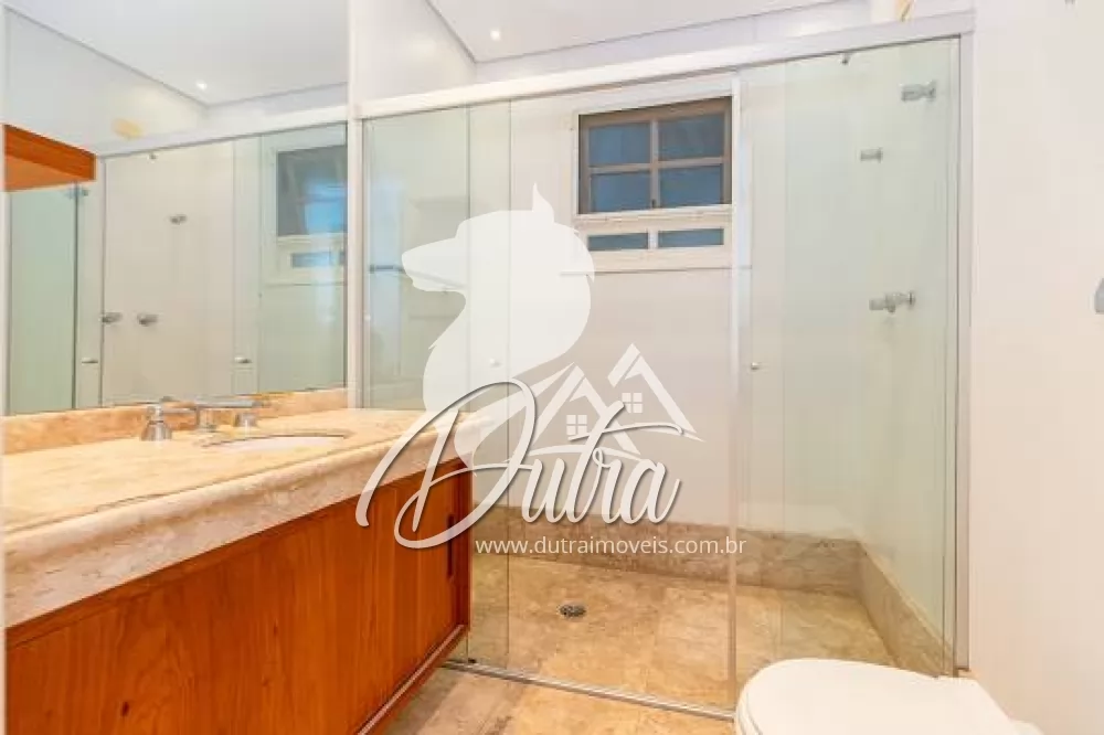 Casa de Condomínio Santo Amaro 300m² 04 Dormitórios 02 Suítes 4 Vagas