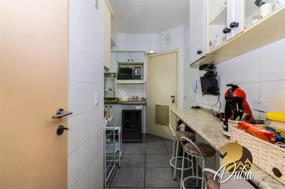 Edifício Capri Santa Cecília 94m² 03 Dormitórios 01 Suítes 2 Vagas