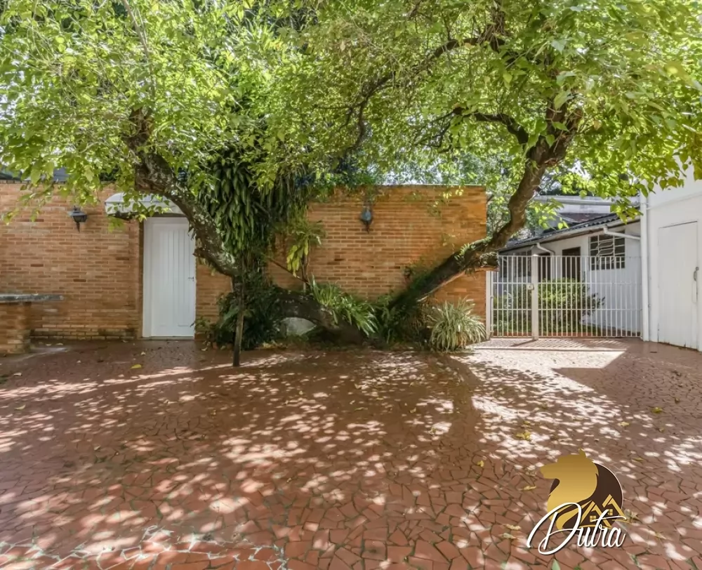 Padrão Jardim Paulista 345m² 05 Dormitórios 03 Suítes 4 Vagas