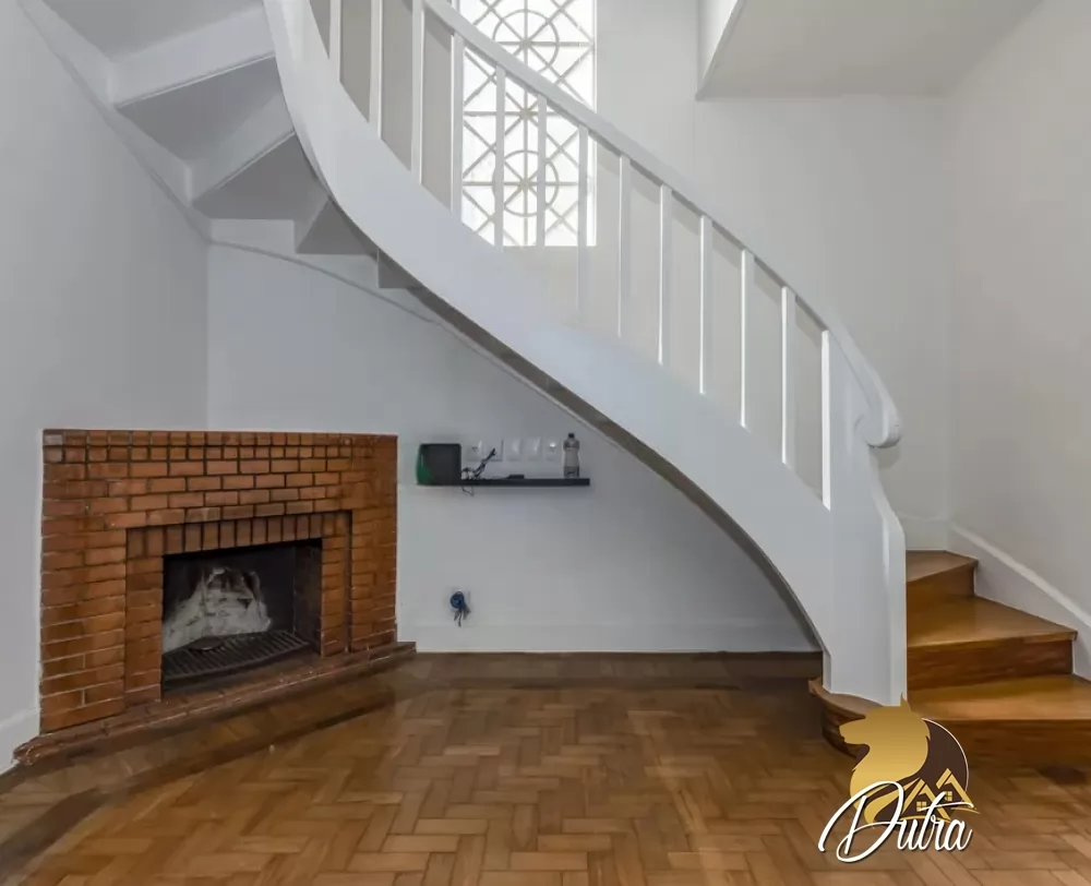 Padrão Jardim Paulista 345m² 05 Dormitórios 03 Suítes 4 Vagas