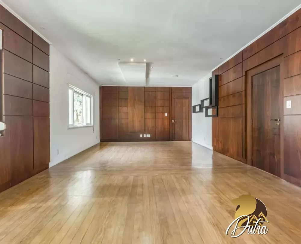 Padrão Jardim Paulista 345m² 05 Dormitórios 03 Suítes 4 Vagas