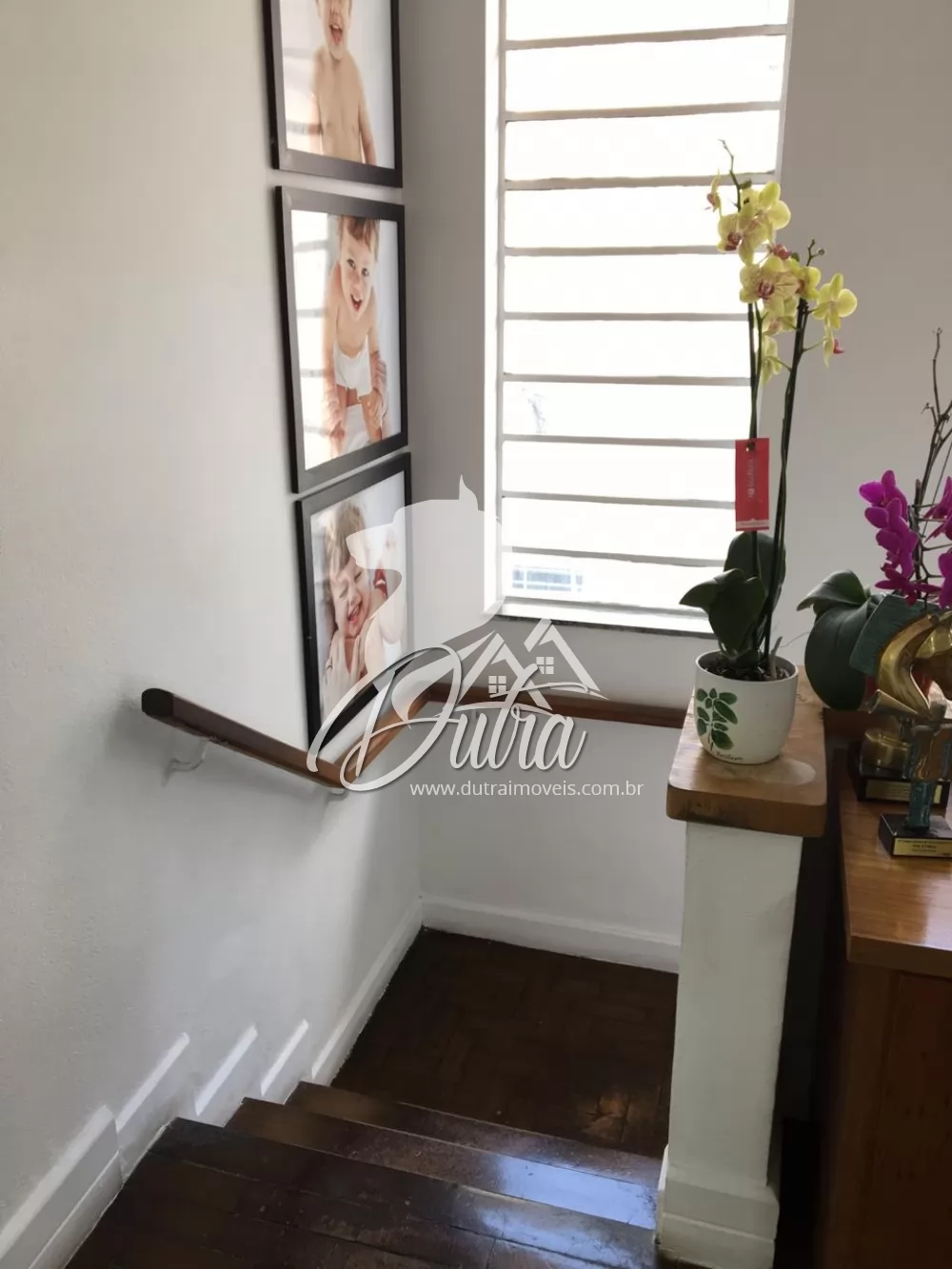 Casa Comercial Pinheiros 360m² 06 Dormitórios 7 Vagas