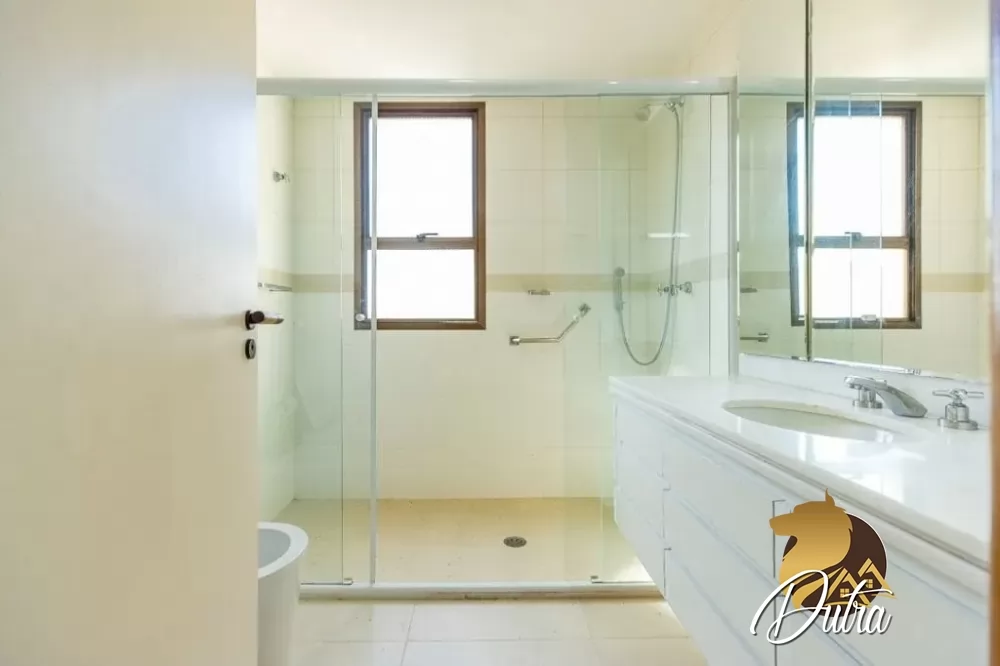 Maria Silvia Moema 170m² 03 Dormitórios 01 Suítes 2 Vagas