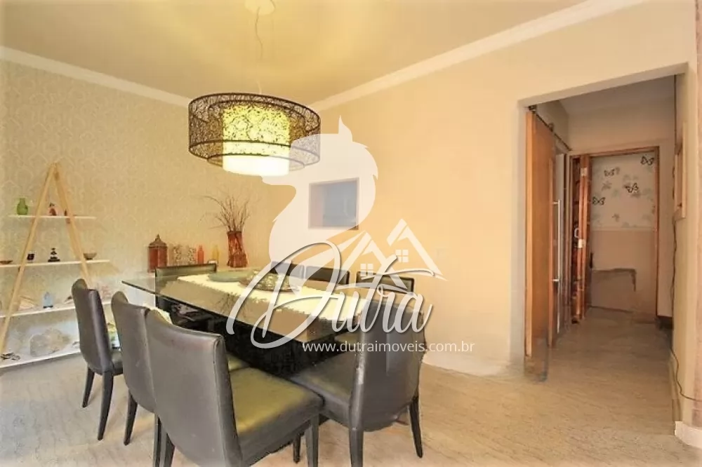 Casa de Condomínio Brooklin 180m² 04 Dormitórios 03 Suítes 4 Vagas