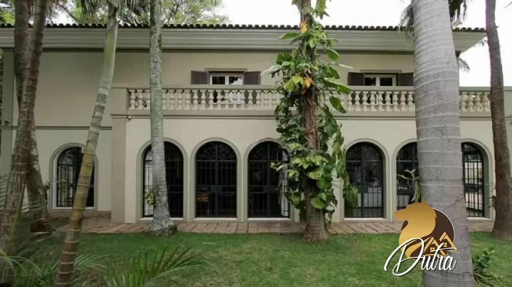 Padrão Jardim América 600m² 05 Dormitórios 01 Suítes 7 Vagas