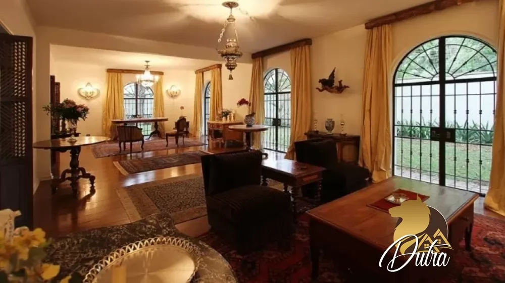 Padrão Jardim América 600m² 05 Dormitórios 01 Suítes 7 Vagas