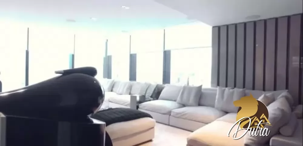 Edifício Moema Signature Vila Uberabinha 800m² 04 Dormitórios 04 Suítes 6 Vagas