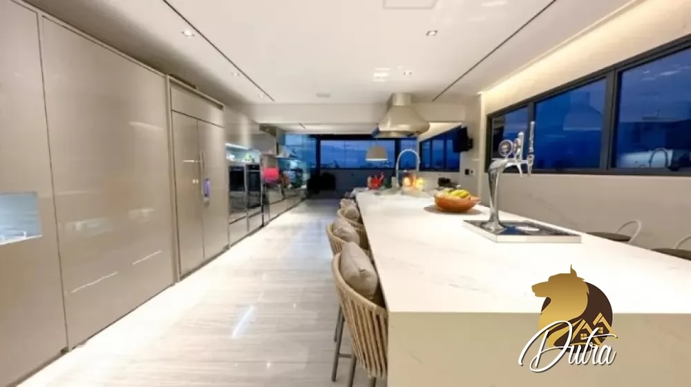 Edifício Moema Signature Vila Uberabinha 800m² 04 Dormitórios 04 Suítes 6 Vagas