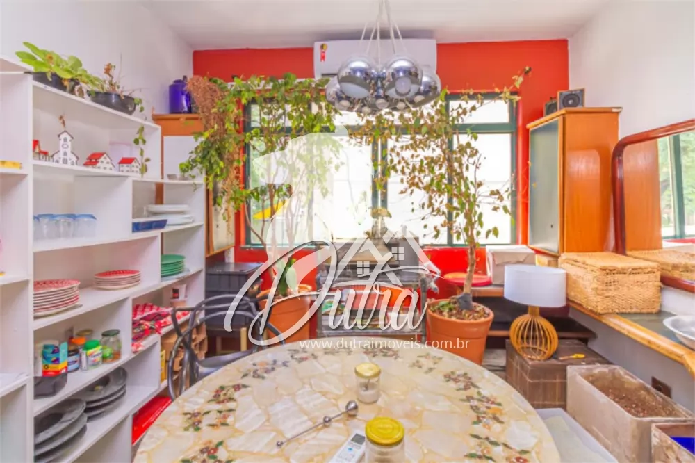 Edifício Royal Cerqueira César 86m² 02 Dormitórios 1 Vagas