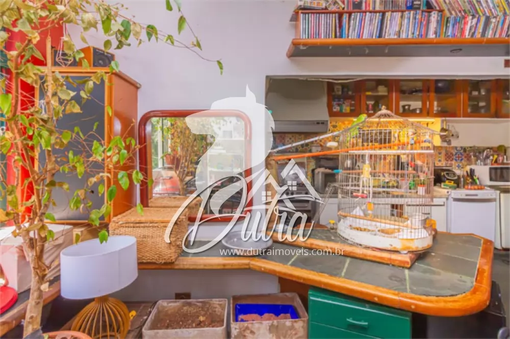 Edifício Royal Cerqueira César 86m² 02 Dormitórios 1 Vagas