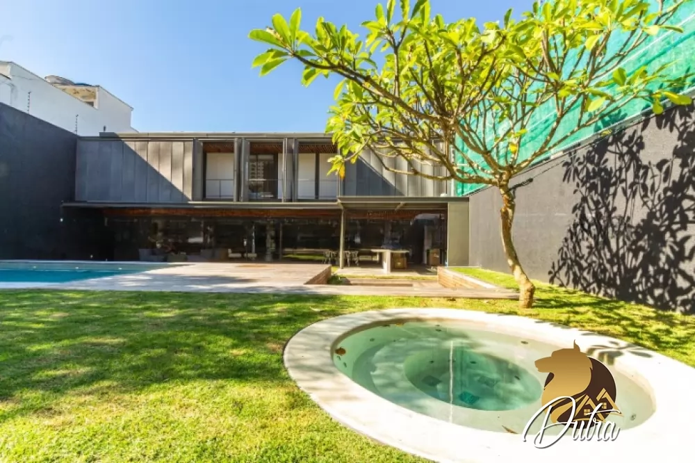Padrão Jardim Paulistano 683m² 04 Dormitórios 04 Suítes 4 Vagas