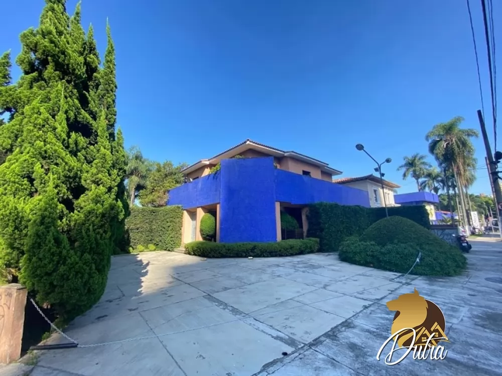 Casa Comercial Jardim América 734m² 06 Dormitórios 02 Suítes 6 Vagas