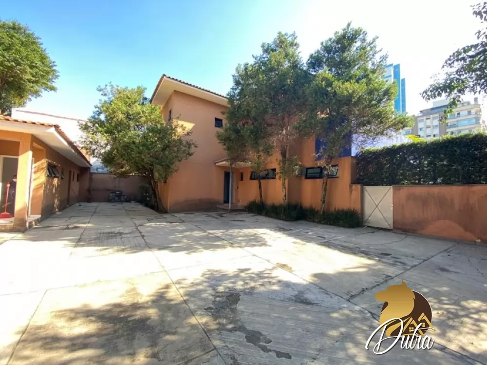Casa Comercial Jardim América 734m² 06 Dormitórios 02 Suítes 6 Vagas