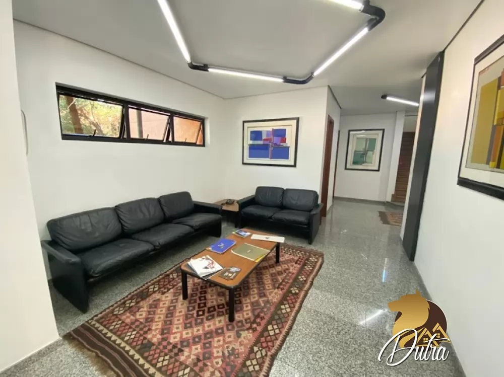 Casa Comercial Jardim América 734m² 06 Dormitórios 02 Suítes 6 Vagas