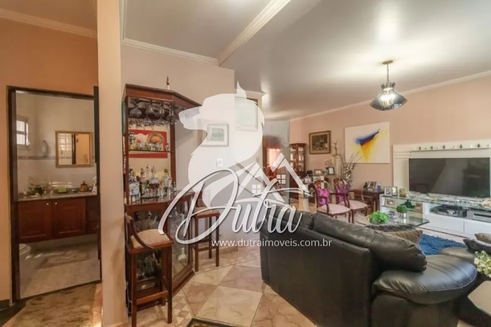 Padrão Vila Madalena 400m² 03 Dormitórios 02 Suítes 3 Vagas