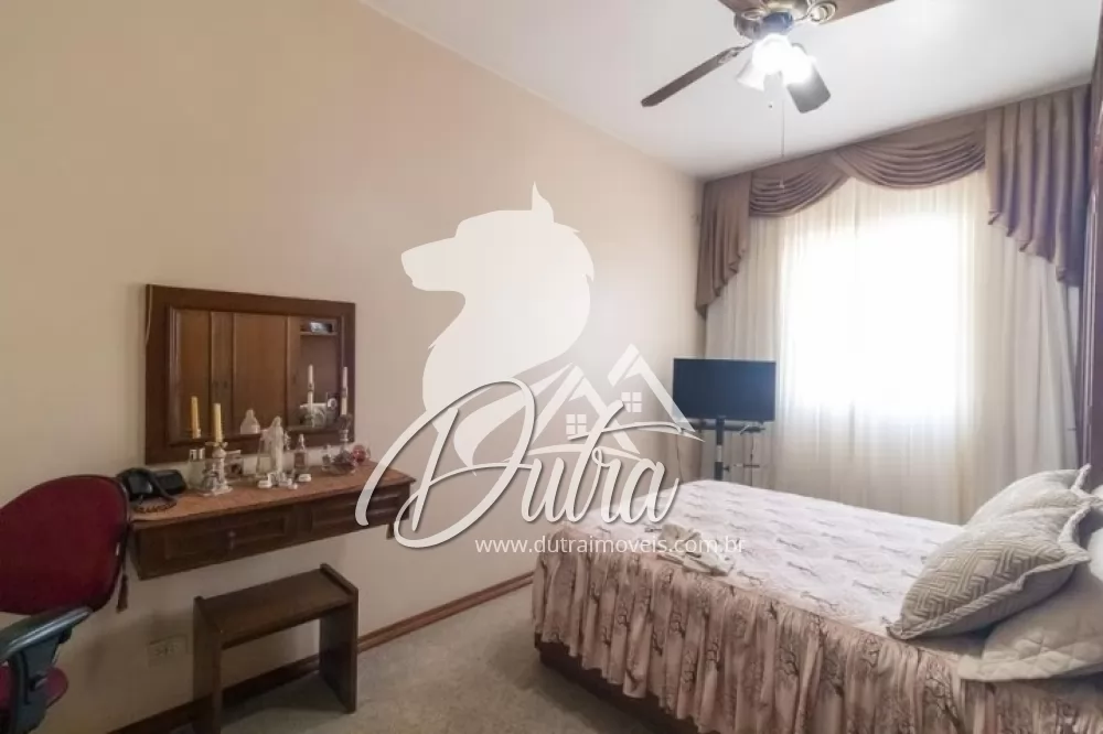 Padrão Vila Madalena 400m² 03 Dormitórios 02 Suítes 3 Vagas