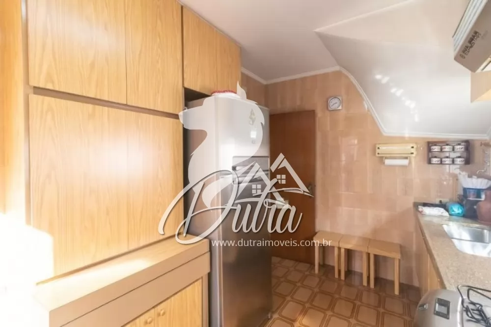 Padrão Vila Madalena 400m² 03 Dormitórios 02 Suítes 3 Vagas