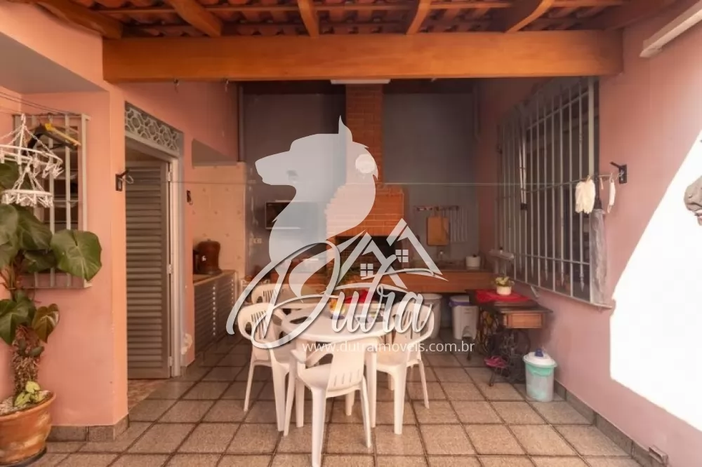 Padrão Vila Madalena 400m² 03 Dormitórios 02 Suítes 3 Vagas