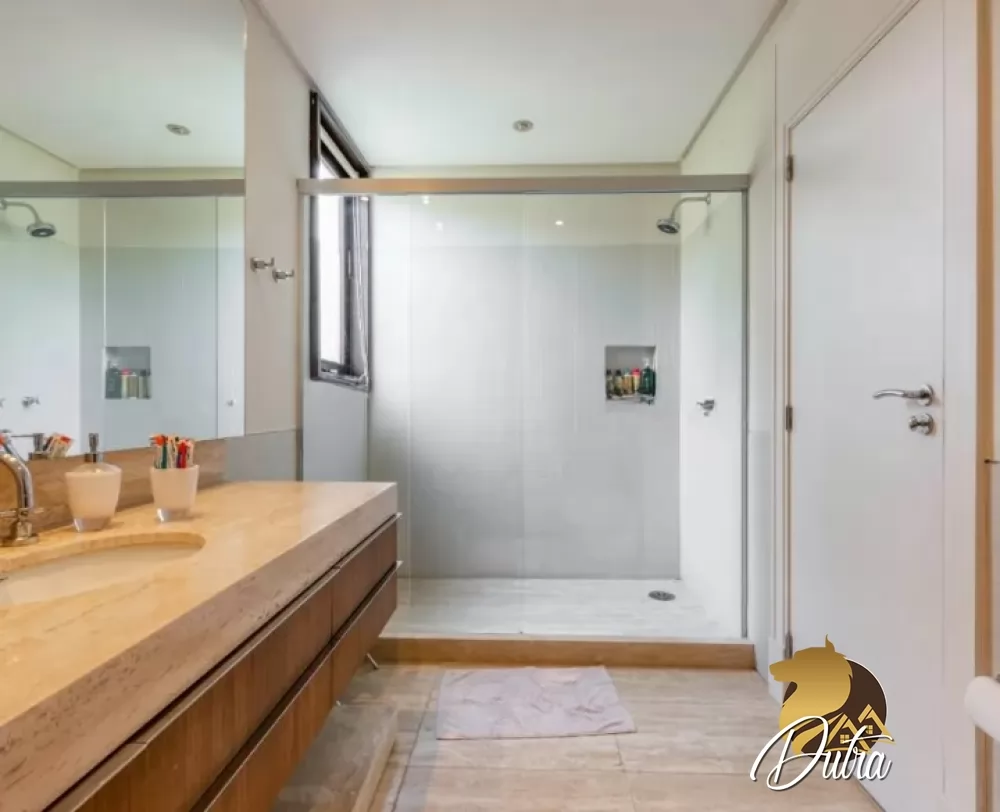 Padrão Jardim Europa 931m² 04 Dormitórios 04 Suítes 4 Vagas