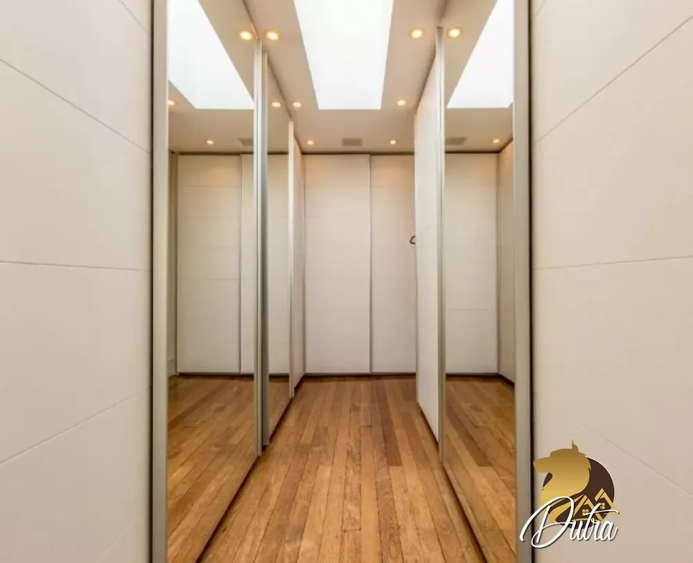 Padrão Jardim Europa 931m² 04 Dormitórios 04 Suítes 4 Vagas