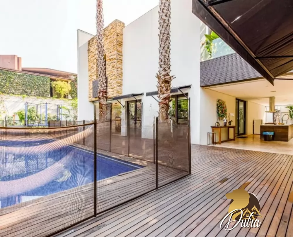Padrão Jardim Europa 931m² 04 Dormitórios 04 Suítes 4 Vagas