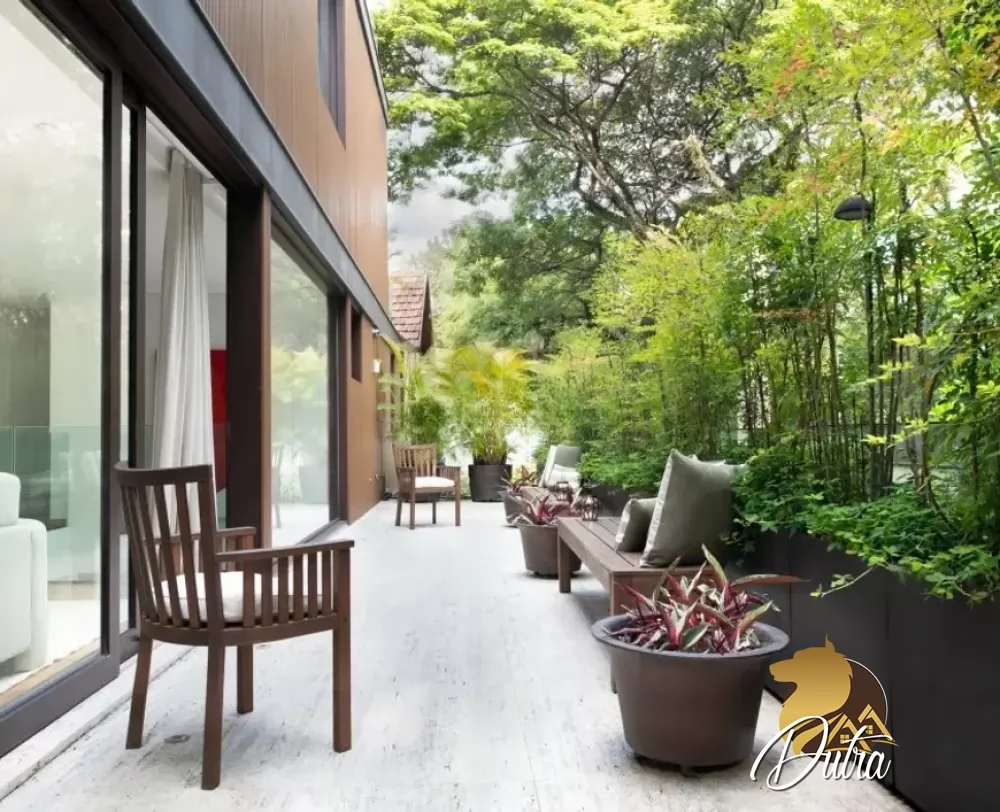 Padrão Jardim Europa 579m² 04 Dormitórios 04 Suítes 8 Vagas