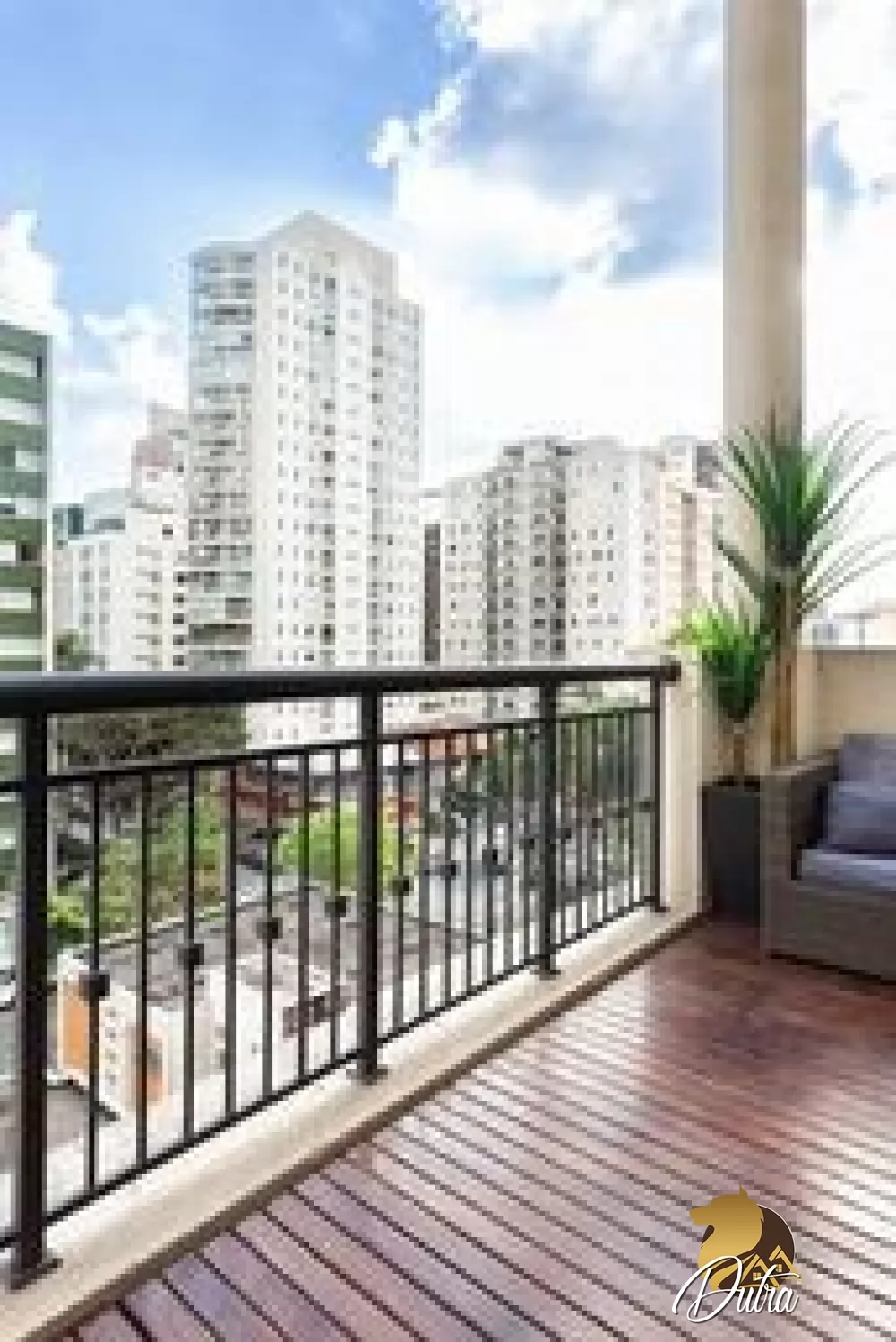 Cond. Conteporâneo Moema Moema 163m² 02 Dormitórios 02 Suítes 2 Vagas
