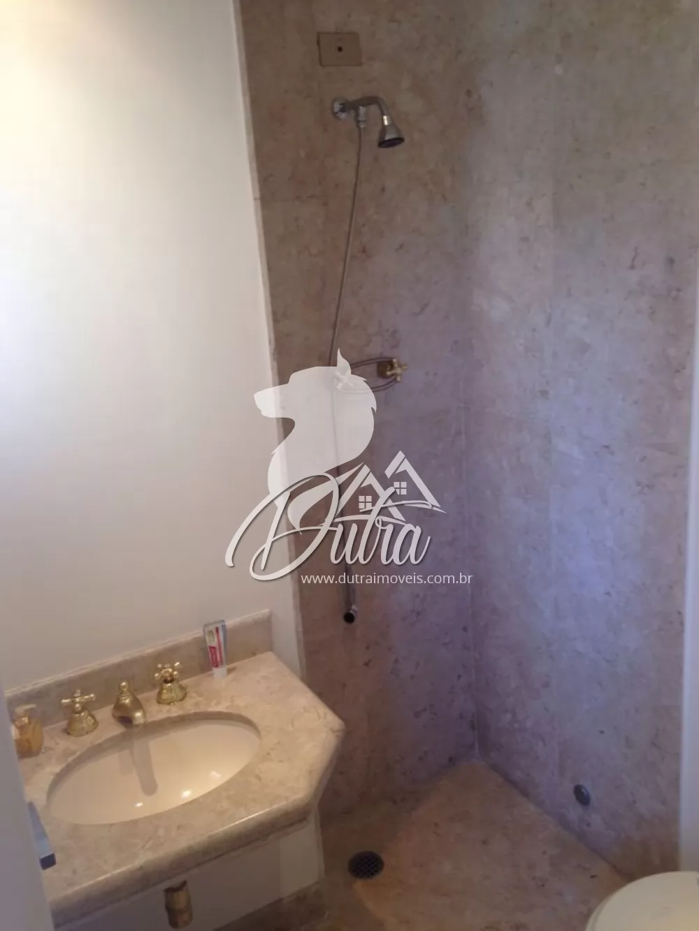 Piazza Navona Panamby 250m² 03 Dormitórios 03 Suítes 4 Vagas