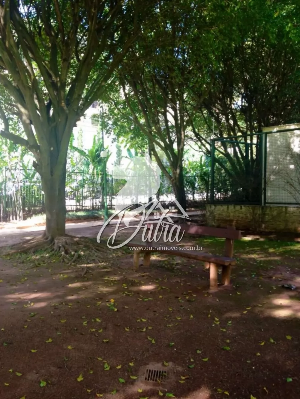 Piazza Navona Panamby 250m² 03 Dormitórios 03 Suítes 4 Vagas
