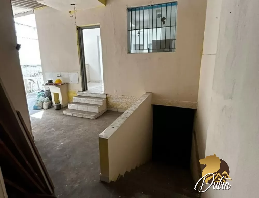 Casa Comercial Indianópolis 300m² 03 Dormitórios 6 Vagas