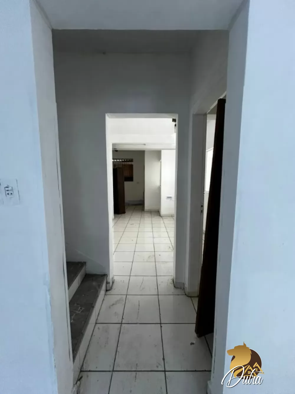 Casa Comercial Indianópolis 300m² 03 Dormitórios 6 Vagas