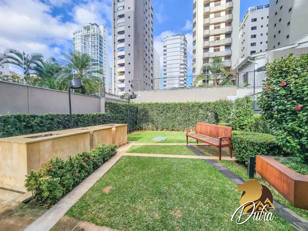 Edifício Araguari 561 Vila Uberabinha 358m² 04 Dormitórios 04 Suítes 4 Vagas
