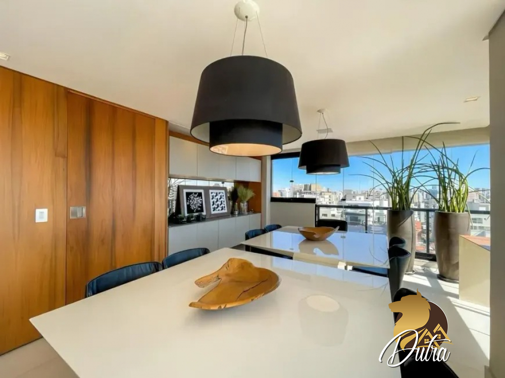 Edifício Araguari 561 Vila Uberabinha 358m² 04 Dormitórios 04 Suítes 4 Vagas