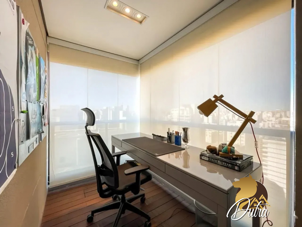 Edifício Araguari 561 Vila Uberabinha 358m² 04 Dormitórios 04 Suítes 4 Vagas