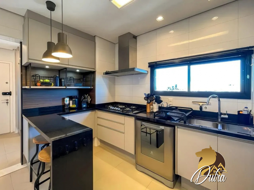 Edifício Araguari 561 Vila Uberabinha 358m² 04 Dormitórios 04 Suítes 4 Vagas