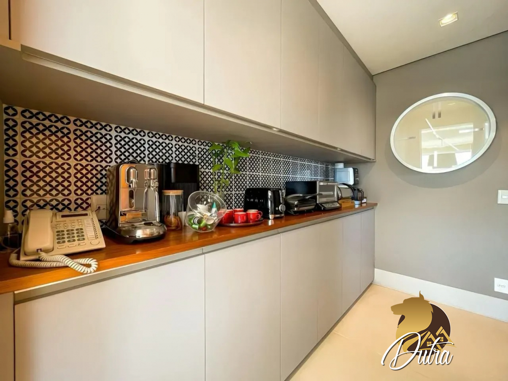 Edifício Araguari 561 Vila Uberabinha 358m² 04 Dormitórios 04 Suítes 4 Vagas